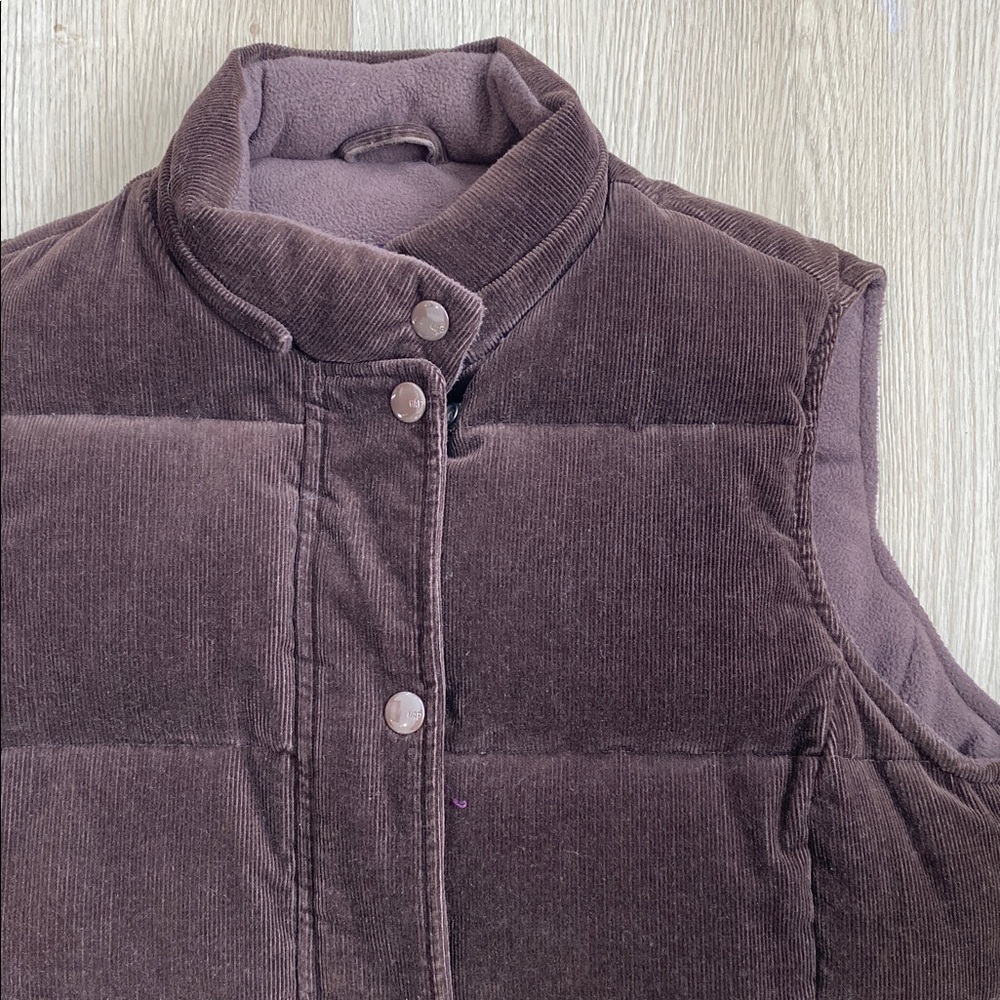 GAP Corduroy Down Filled Puffer Vest - Picture 3 of 12
